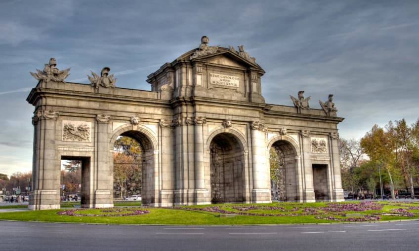 Puerta de Alcalá (Madrid)